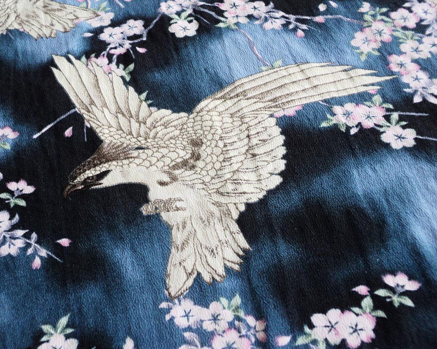 เสื้อฮาวายลายญี่ปุ่น Oniwa soto สีน้ำเงิน ลาย นกเหยี่ยว 