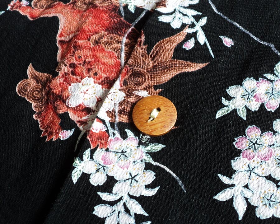 เสื้อฮาวายลายญี่ปุ่น Oniwa soto ลาย สิงห์ไฟกับดอกซากุระ