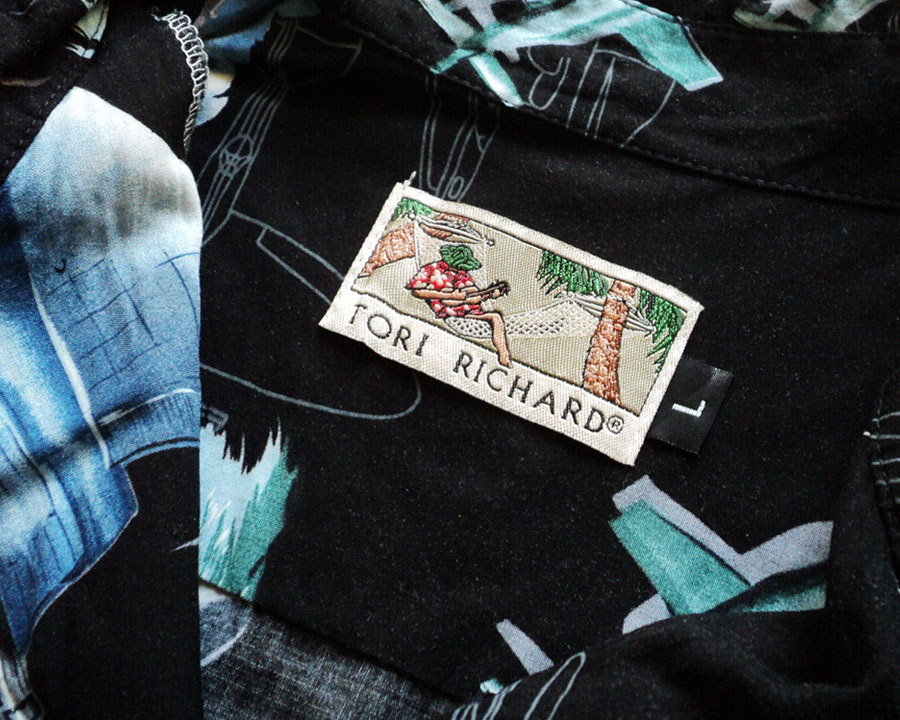 เสื้อฮาวาย TORI RICHARD ลาย เครื่องบินรบ
