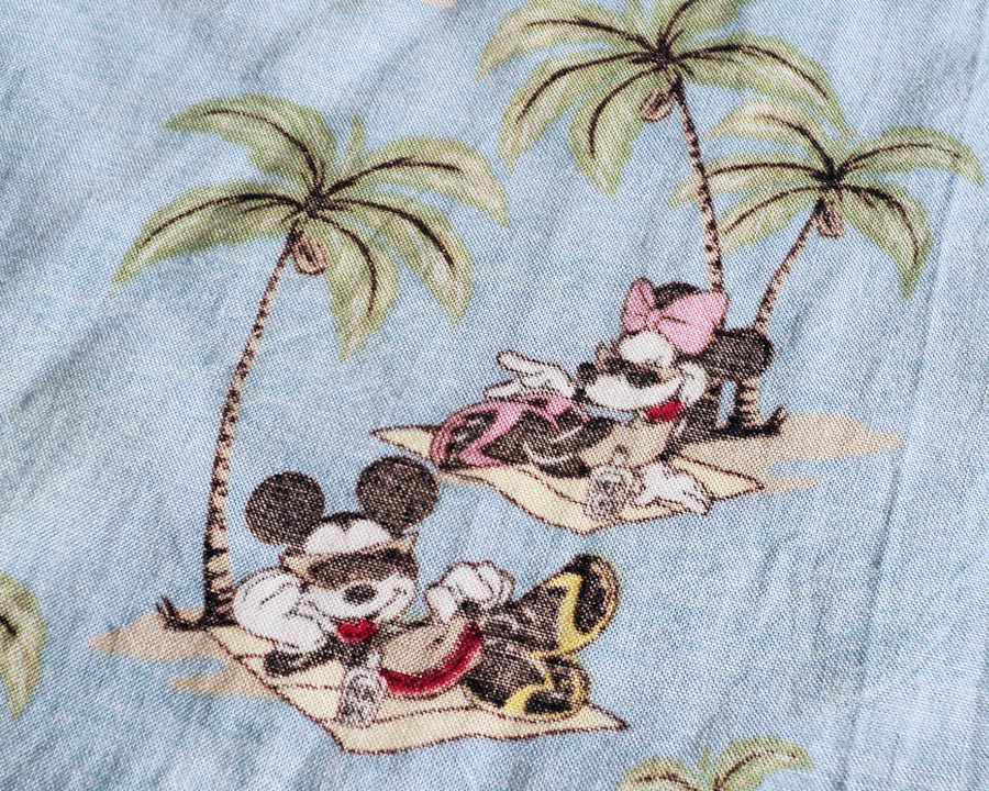 เสื้อฮาวาย Disney ลาย Mickey and Minnie Mouse