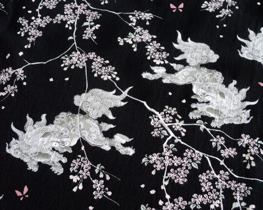 เสื้อฮาวายลายญี่ปุ่น Oniwa soto ลาย สิงห์กับบดอกซากุระ