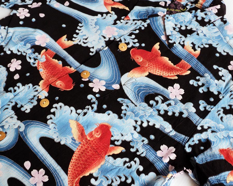 เสื้อฮาวายลายญี่ปุ่น Oniwa soto ลาย ปลาคาร์พในคลื่นน้ำ