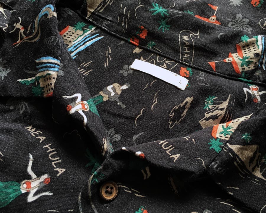 เสื้อฮาวาย สี เทาดำ ลาย ALOHA ฮาวาย