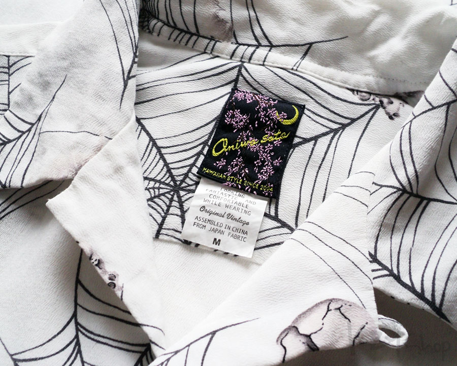 เสื้อฮาวายลายญี่ปุ่น Oniwa soto ลาย หัวกะโหลกกับใยแมงมุม