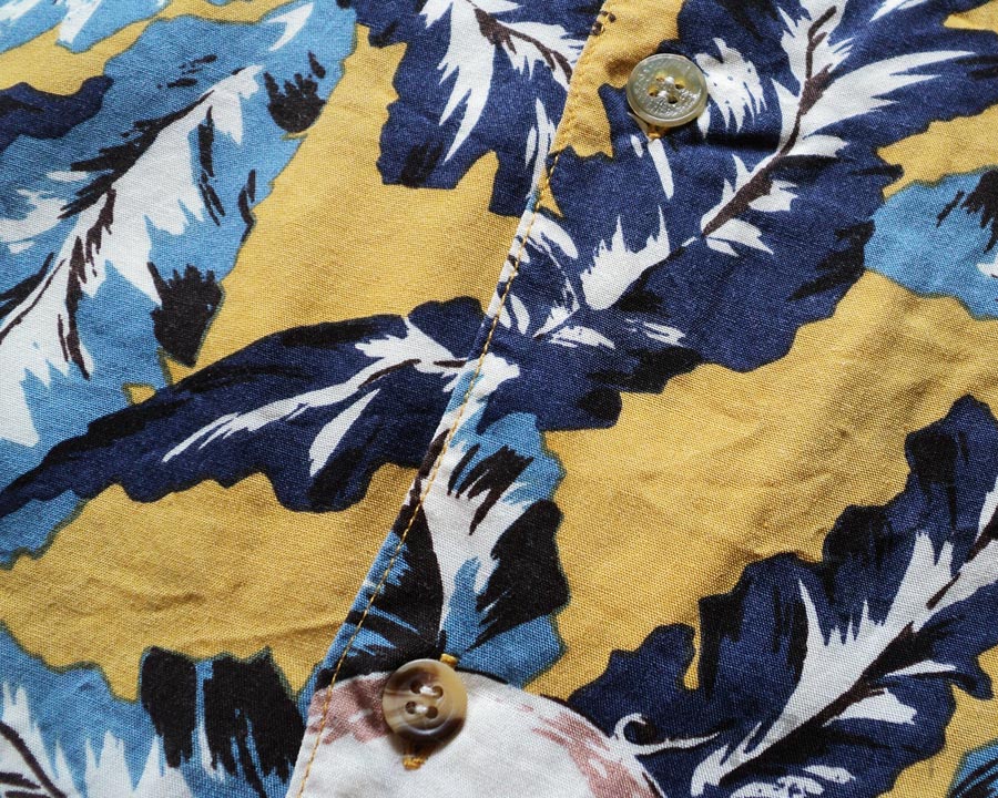 เสื้อฮาวายลายญี่ปุ่น drug store's ลาย หมู ใบไม้