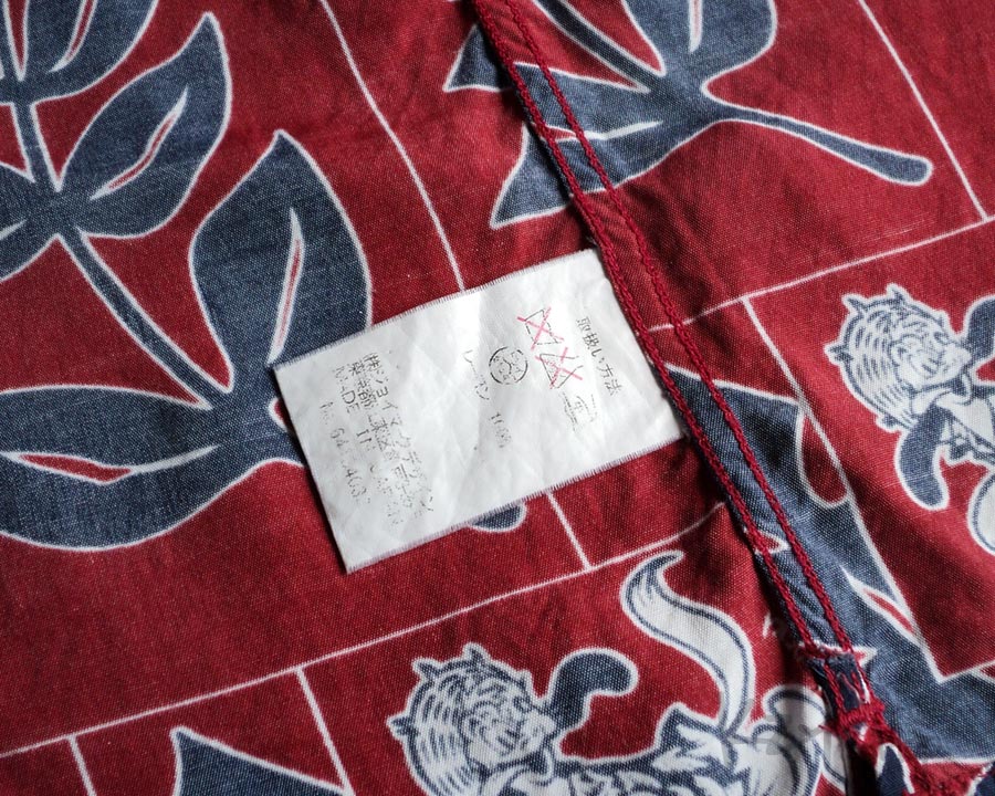 เสื้อฮาวาย CAPTAIN SANTA ลาย กัปตันซานต้าและผองเพื่อน