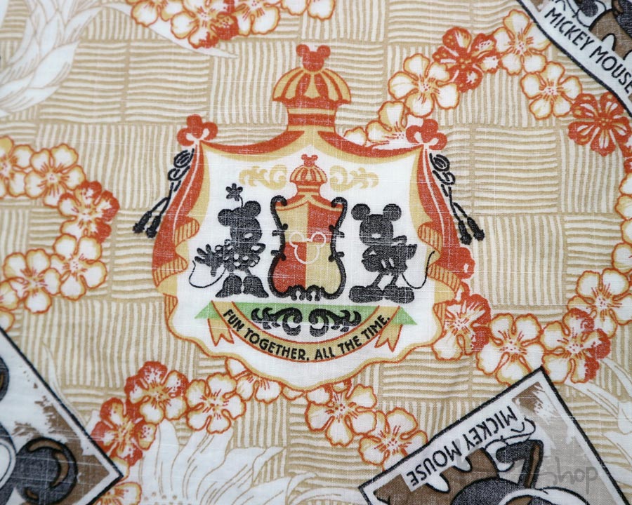 เสื้อฮาวาย Disney - Mickey & Friends (King Kamehameha, King Kalakaua Queen Liliuokalani)