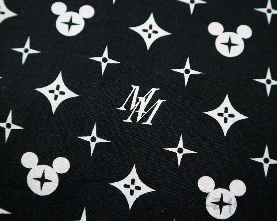 เสื้อเชิ้ตแขนยาว Disney ลาย MICKEY UNLIMITED