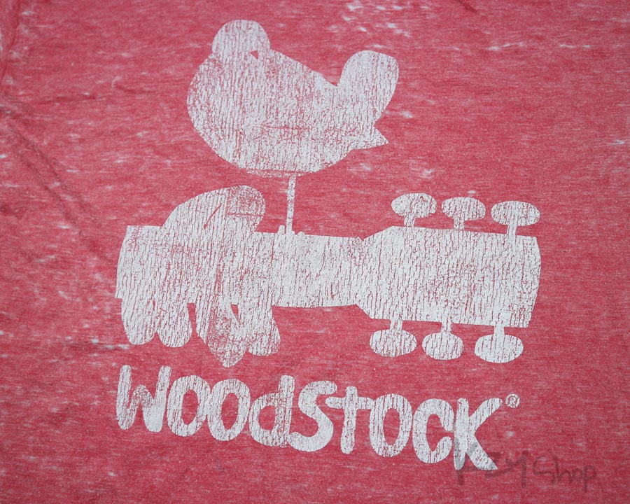  เสื้อยืด WOODSTOCK