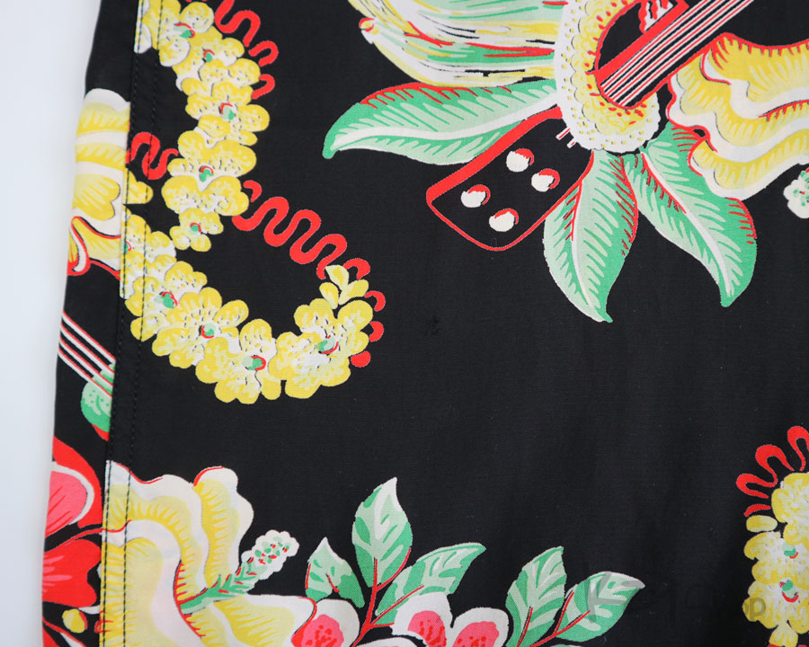 เสื้อฮาวาย SUN SURF - MACINTOSH UKULELE (Black)