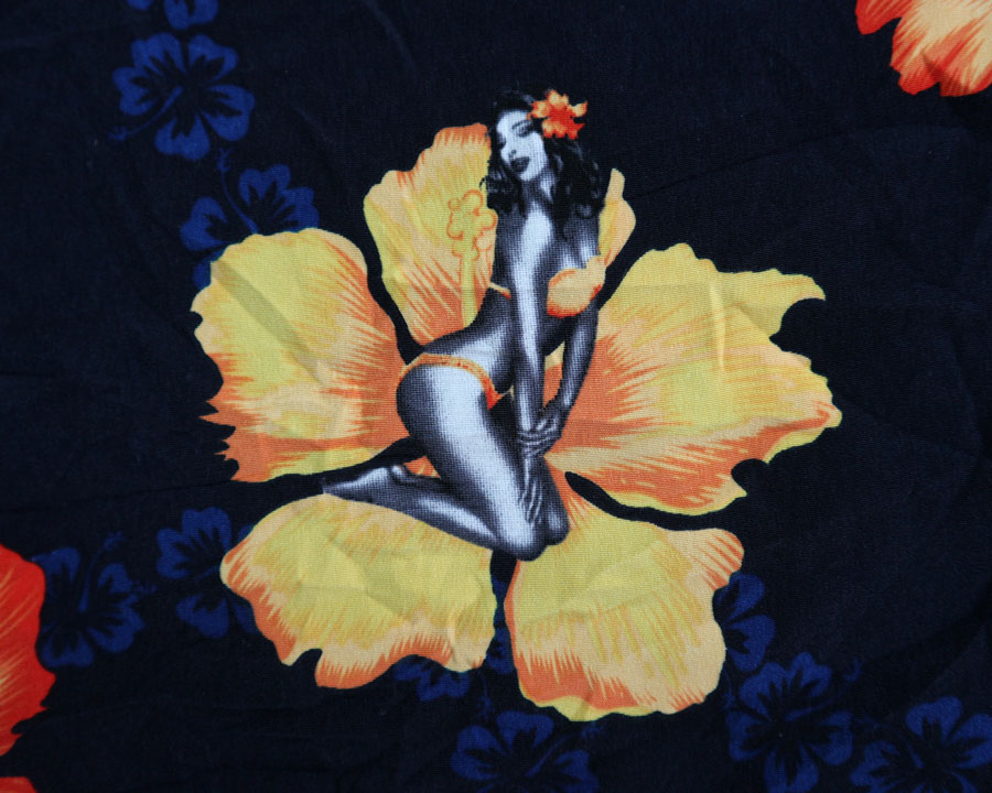 เสื้อฮาวาย extreme gear ลาย สาวชุดว่ายน้ำ ดอกไม้