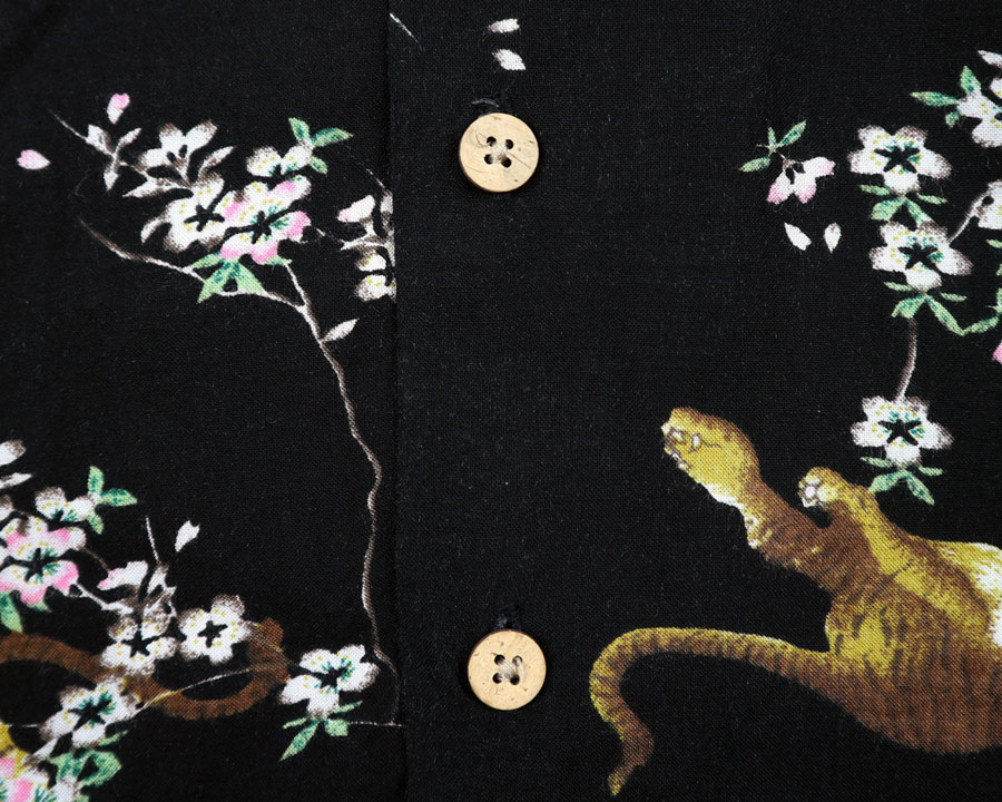 เสื้อฮาวายลายญี่ปุ่น Tropical wear ลาย เสือกับดอกซากุระ