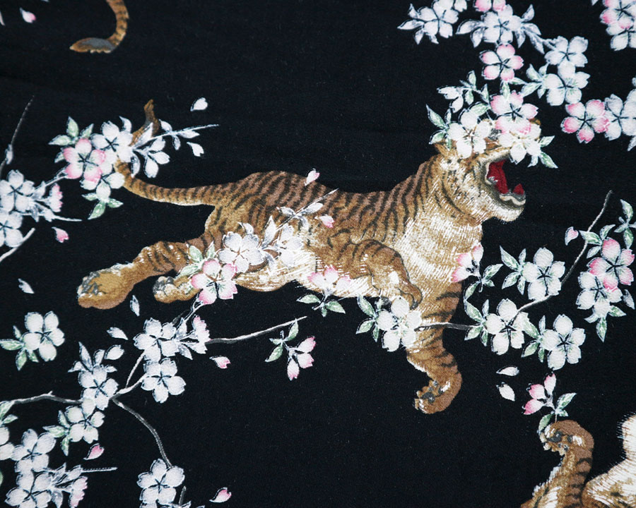 เสื้อฮาวายลายญี่ปุ่น Kaluluwa ลาย เสือกับดอกซากุระ