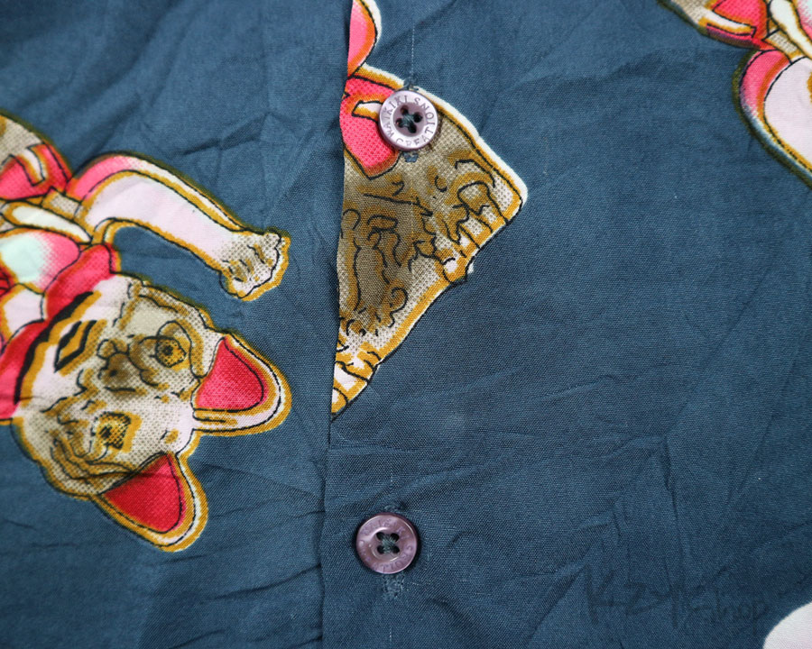 เสื้อฮาวายลายญี่ปุ่น Waikiki Creations ลาย แมวกวักนำโชค