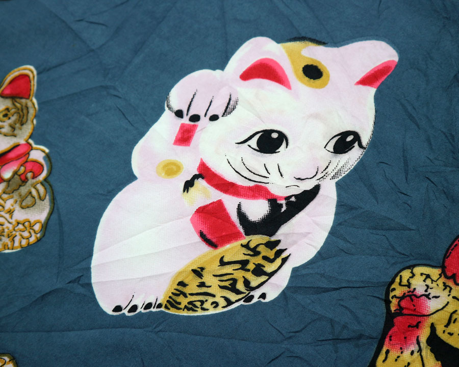 เสื้อฮาวายลายญี่ปุ่น Waikiki Creations ลาย แมวกวักนำโชค