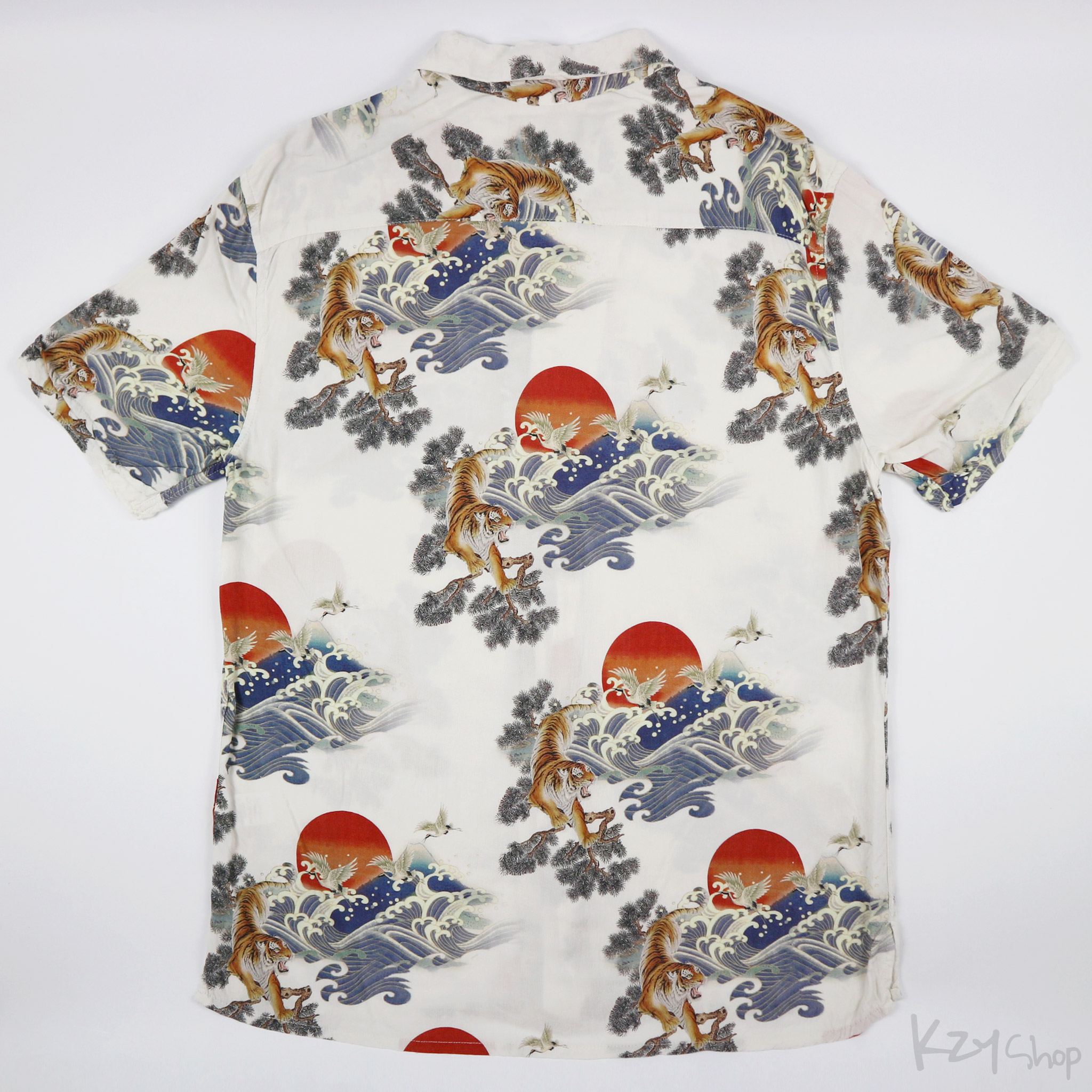 เสื้อฮาวายลายญี่ปุ่น PACSUN ลาย เสือกับนกกระเรียน