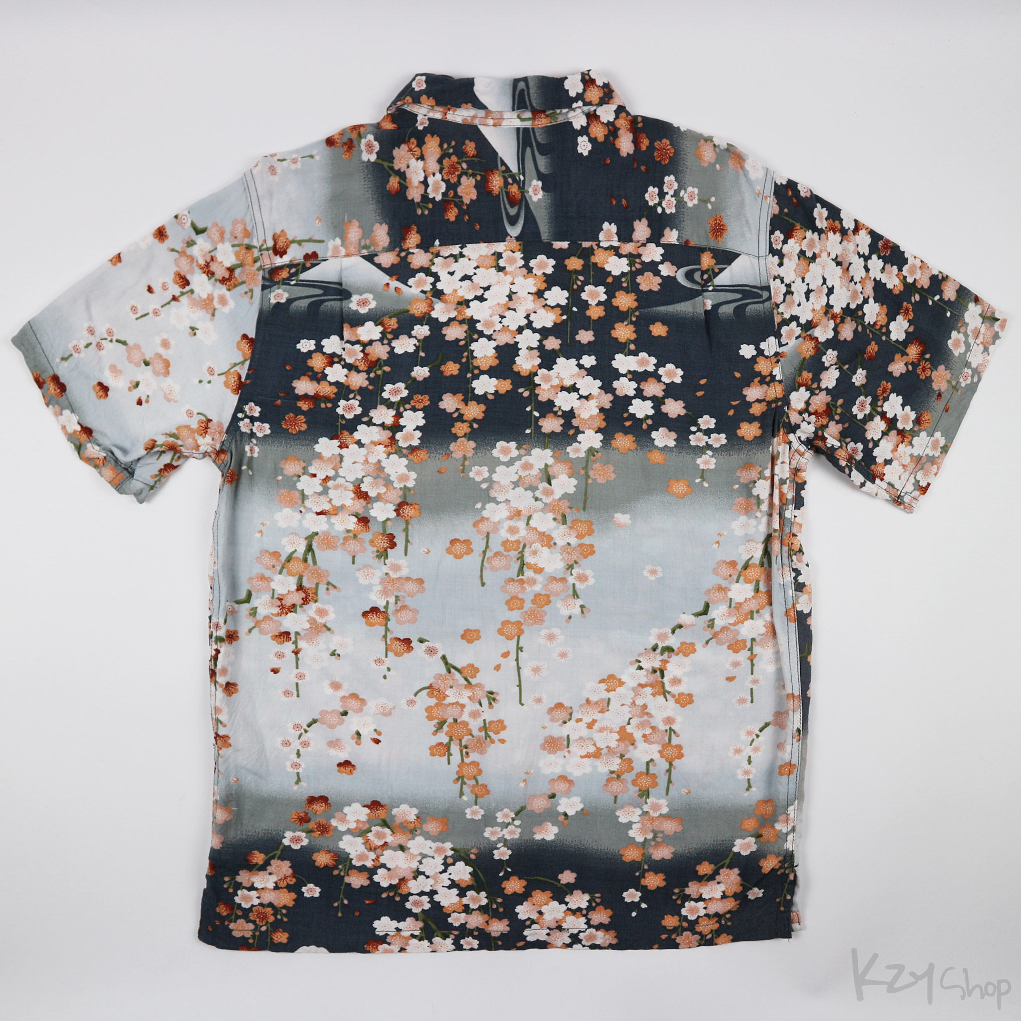 เสื้อฮาวายลายญี่ปุ่น Styled by Originals ลาย ดอกซากุระ