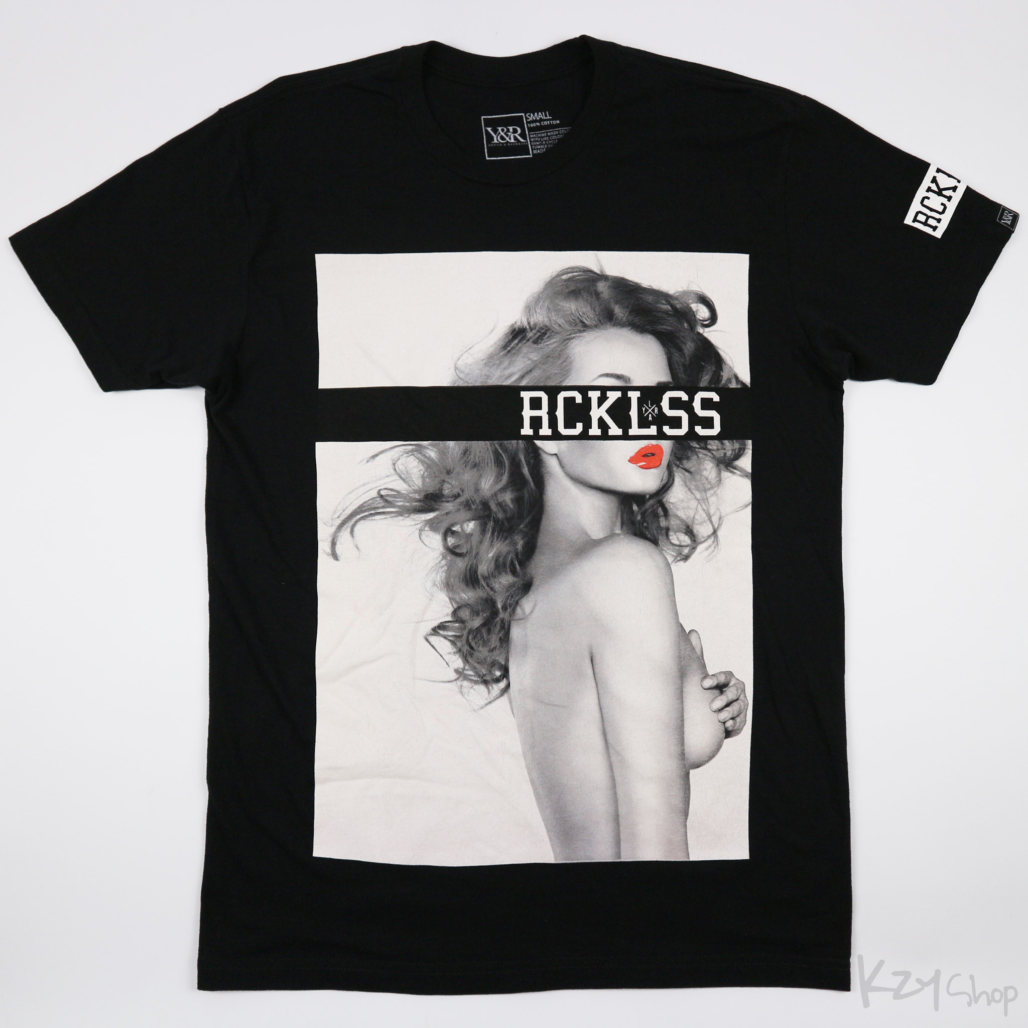 เสื้อยืด Y&R